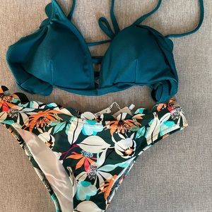 Cupshe two-piece scallop edge bikini